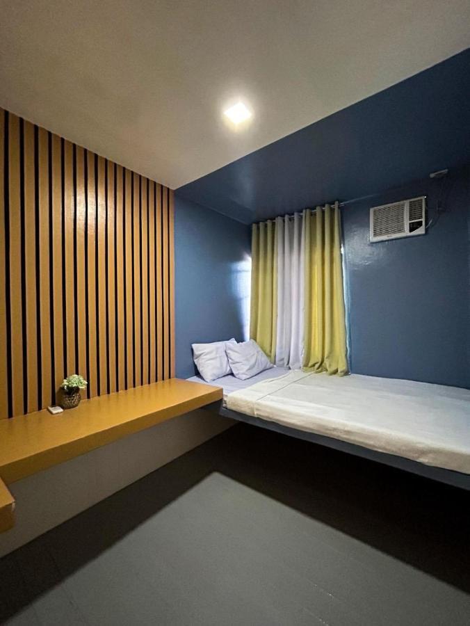 Mar Azul Travellers Inn And Spa San Remigio  Ngoại thất bức ảnh